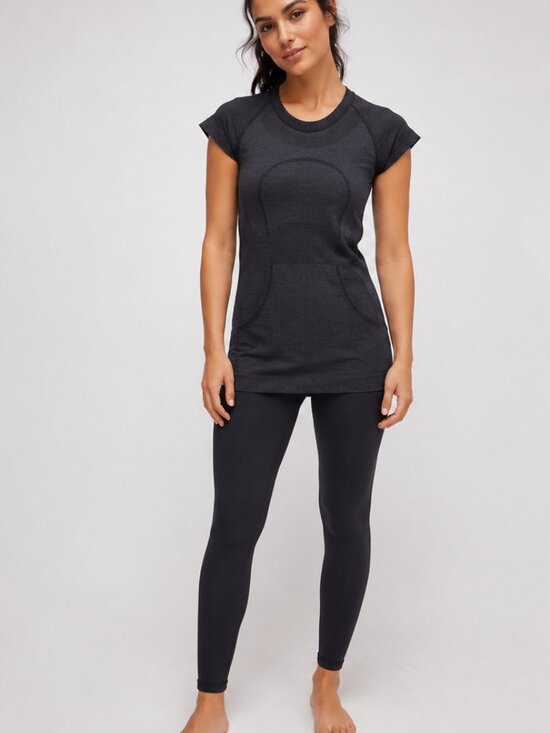 lululemon athletica Tops - Lululemon Black Seamless Longline Short Sleeve Athletic Top XS